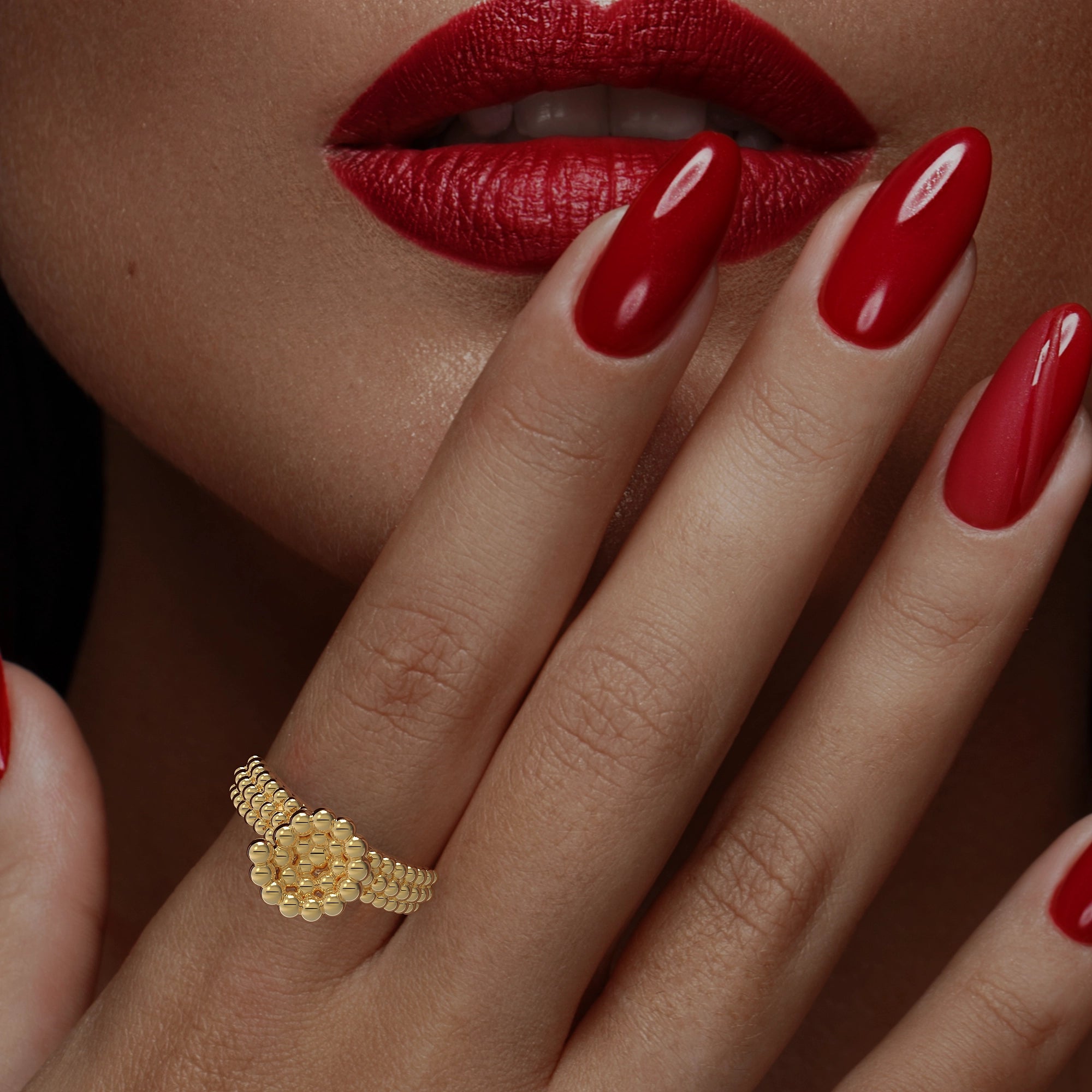 Perla Rosa Ring in Yellow Gold image 3