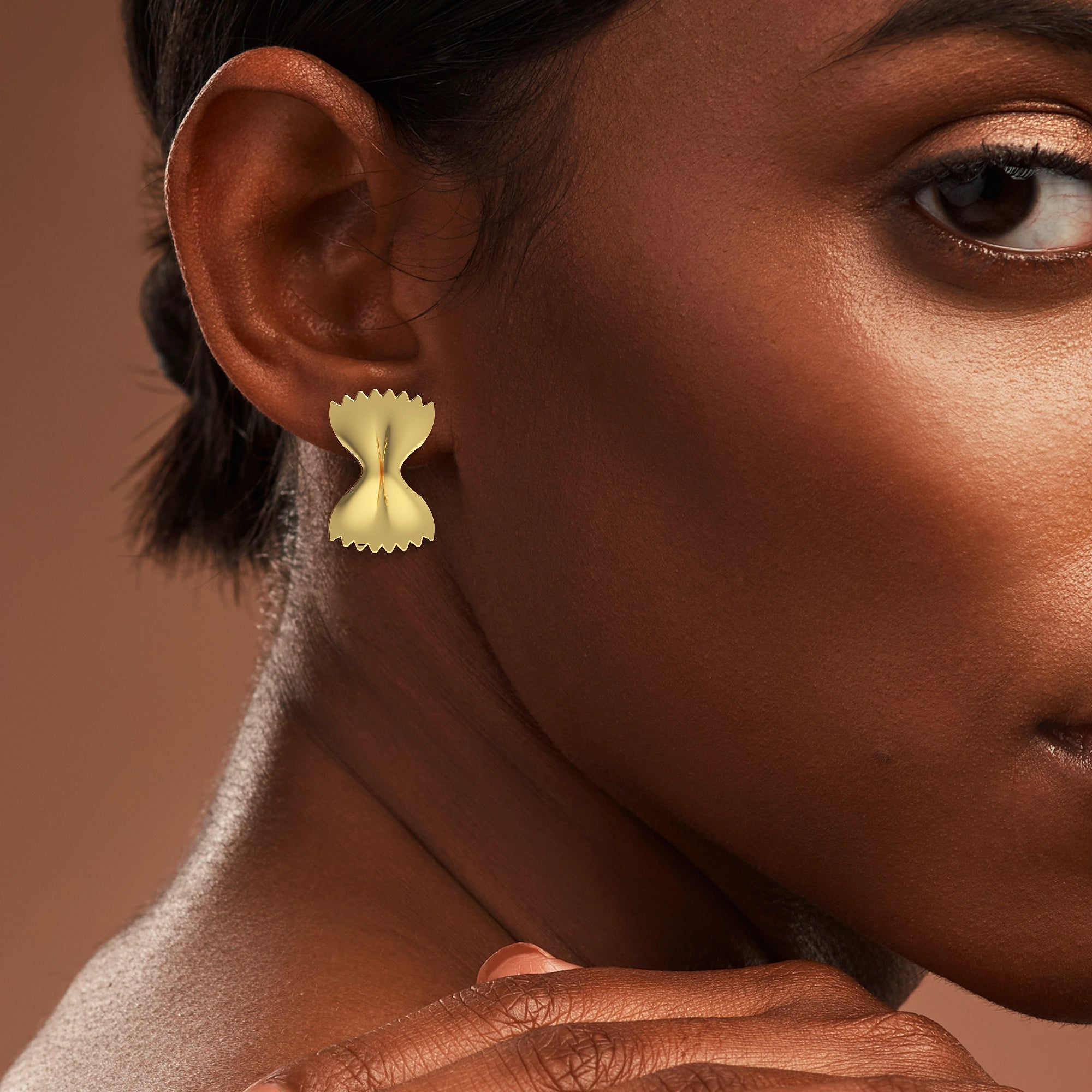 Ladinardò™ Farfalle Bowtie Earrings in Yellow Gold (Large) image 1