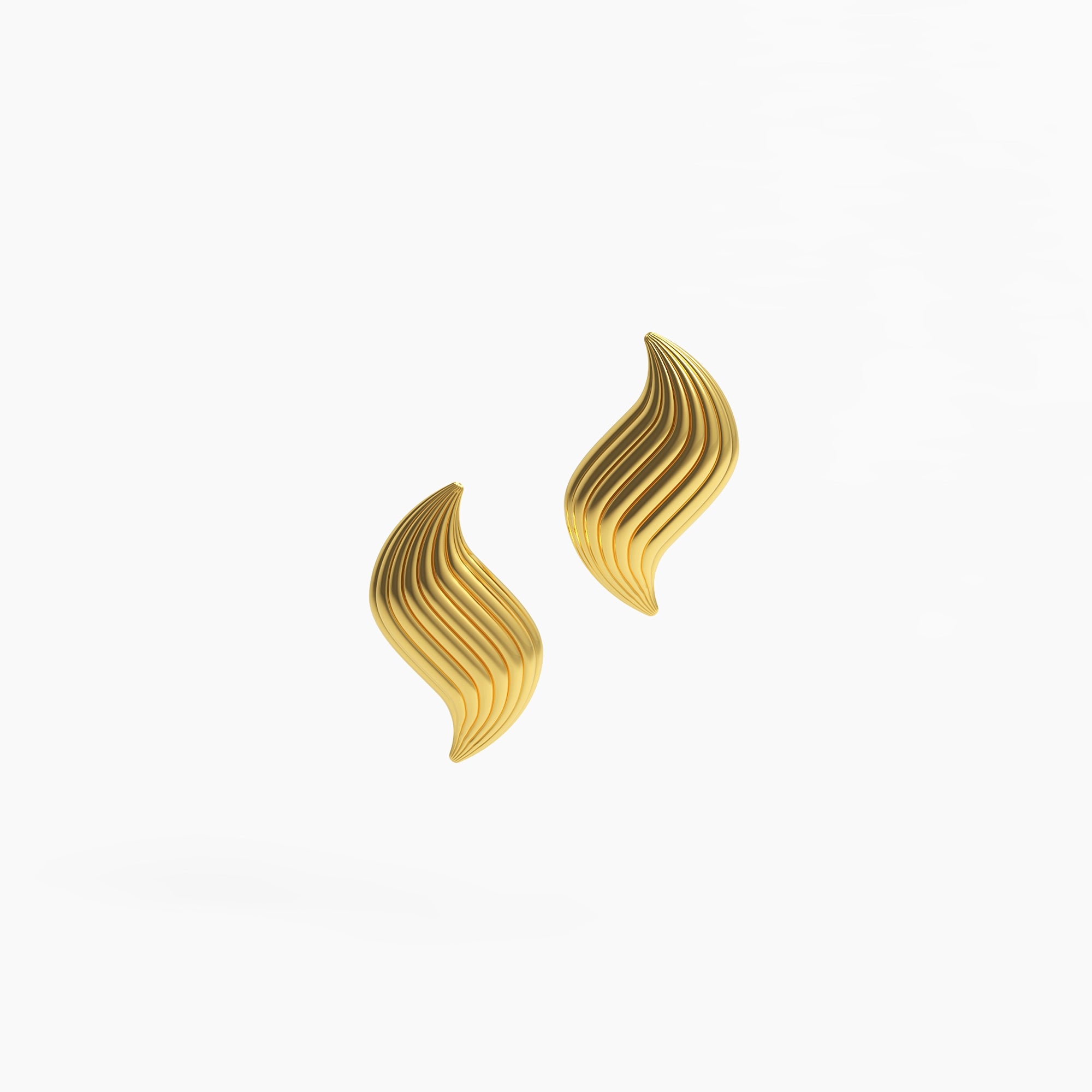 Ladinardò™ Flame Earrings in Yellow Gold image 3