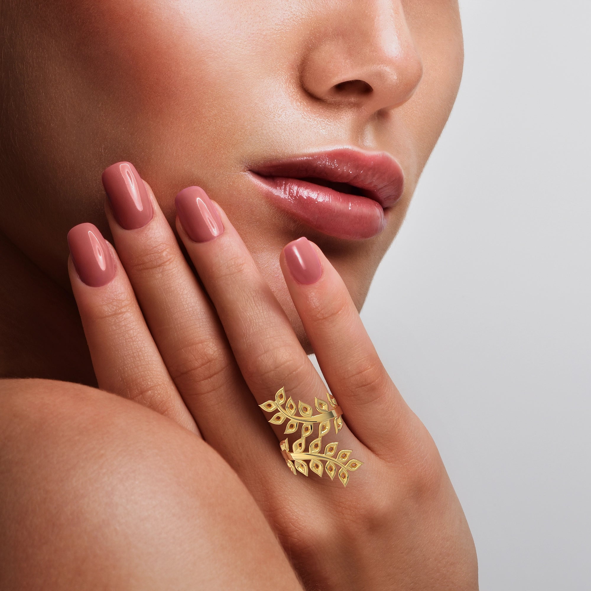 Foglia di Toscana Ring in Yellow Gold image 1